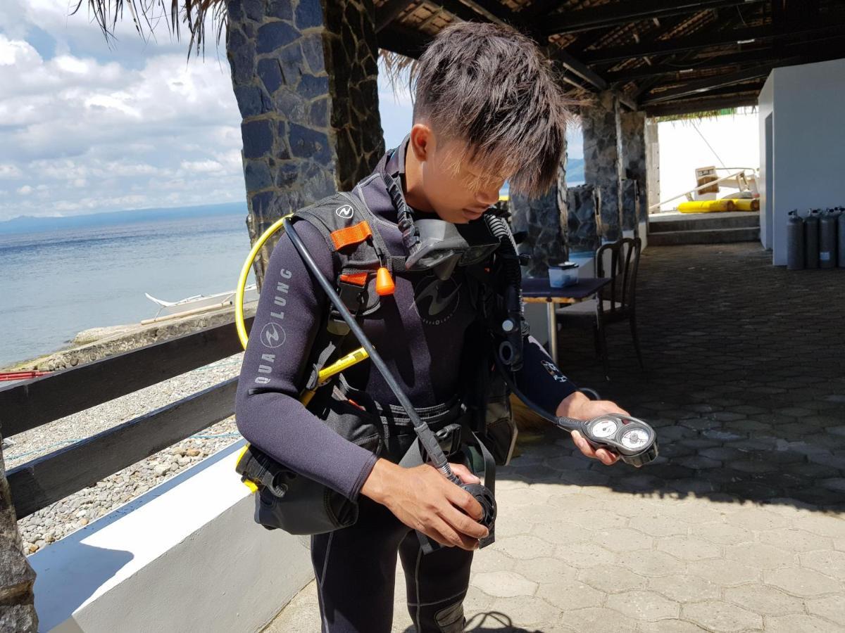 מאביני Blue Ribbon Dive Resort מראה חיצוני תמונה